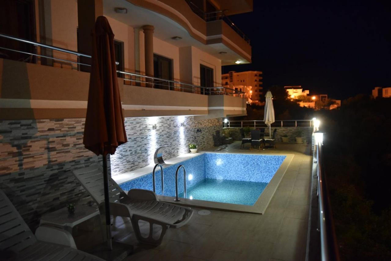 Guest House Evropa 2 Ulcinj Buitenkant foto