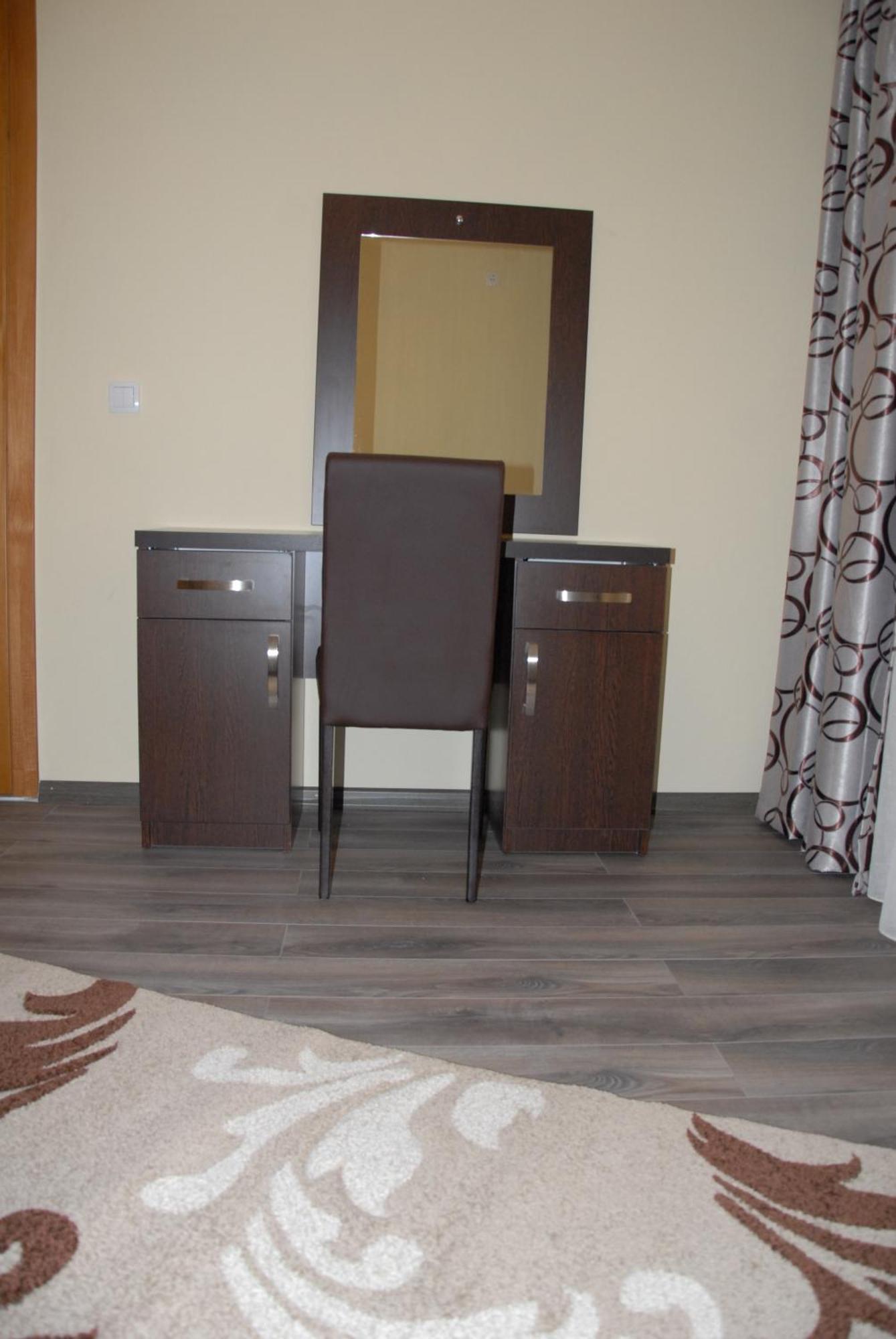 Guest House Evropa 2 Ulcinj Buitenkant foto