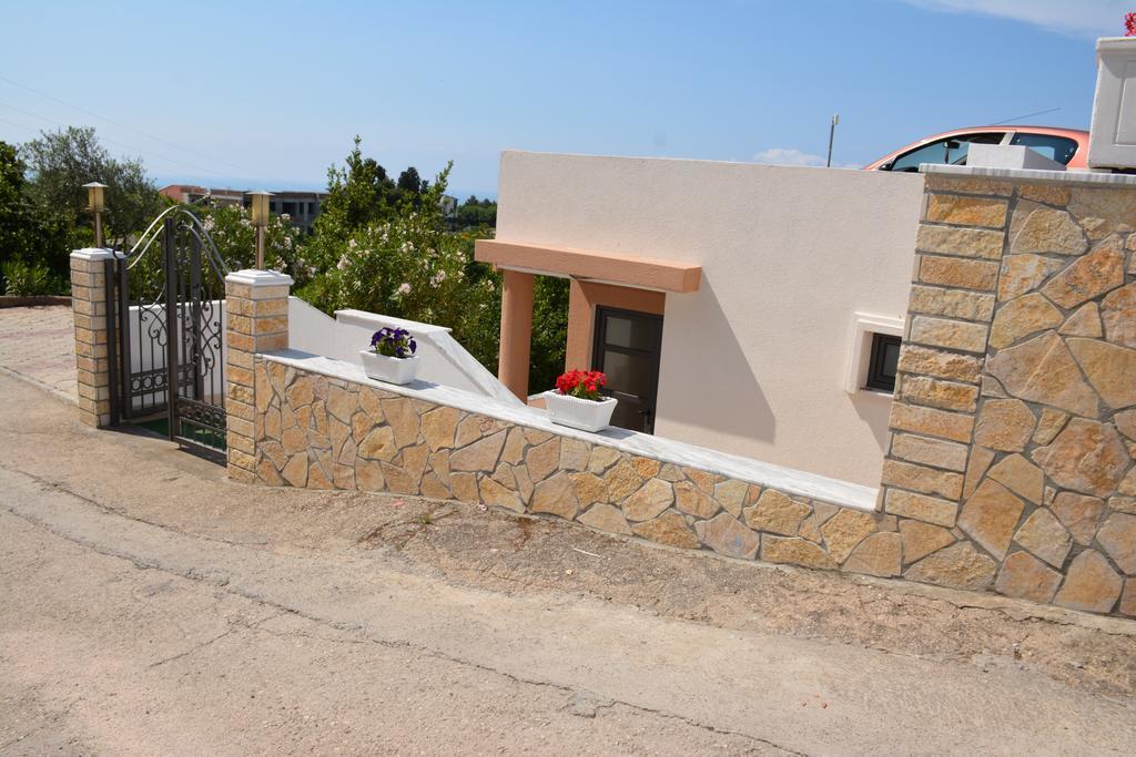 Guest House Evropa 2 Ulcinj Buitenkant foto