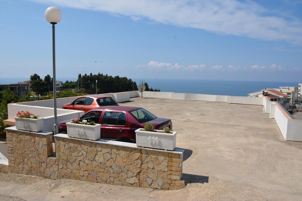 Guest House Evropa 2 Ulcinj Buitenkant foto