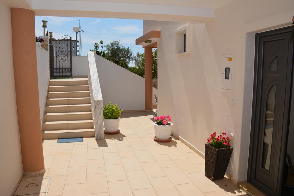 Guest House Evropa 2 Ulcinj Buitenkant foto