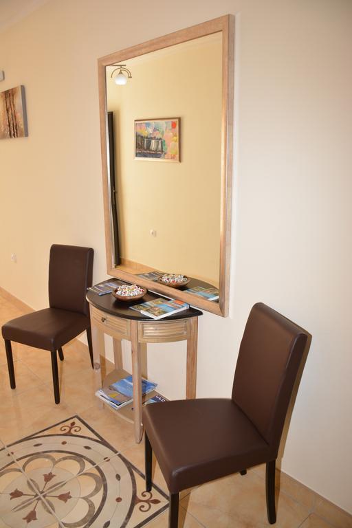 Guest House Evropa 2 Ulcinj Buitenkant foto