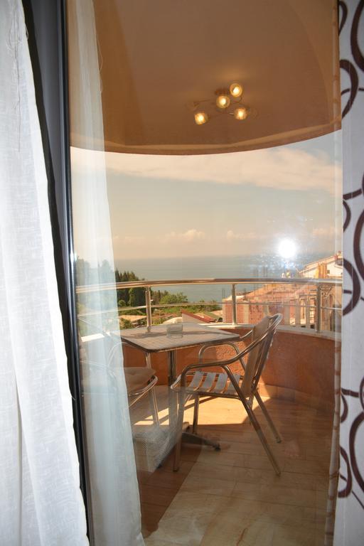 Guest House Evropa 2 Ulcinj Buitenkant foto